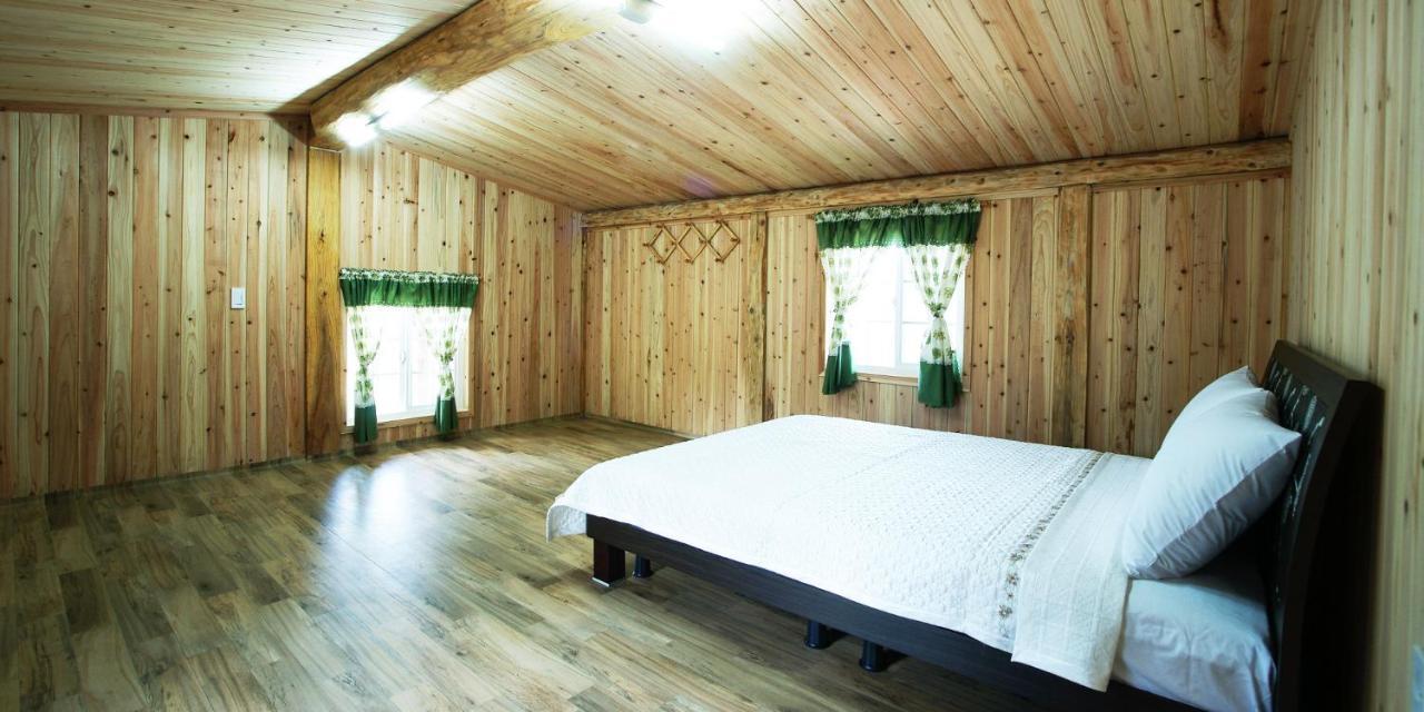 مدينة سيوجويبو Jeju Joa Log Pension المظهر الخارجي الصورة